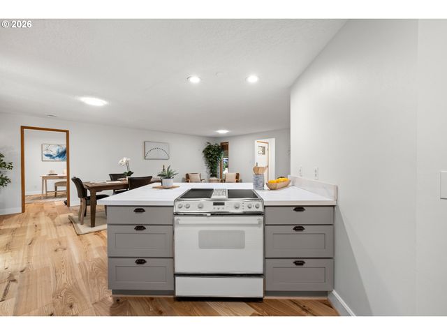 9135 Se 42ND Ave, Milwaukie, OR 97222