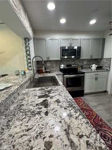 3720 SE 21st PL, Cape Coral, FL 33904