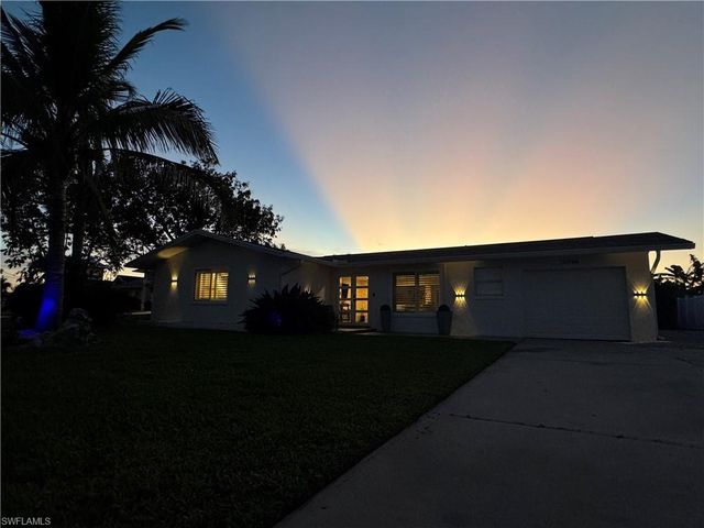 3720 SE 21st PL, Cape Coral, FL 33904