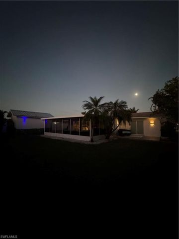 3720 SE 21st PL, Cape Coral, FL 33904