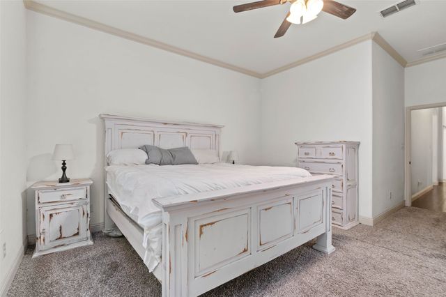 705 La Paloma Road, Sanger, TX 76266