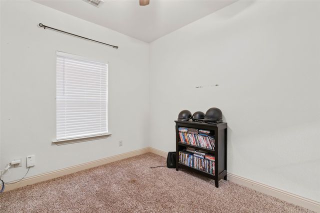 705 La Paloma Road, Sanger, TX 76266