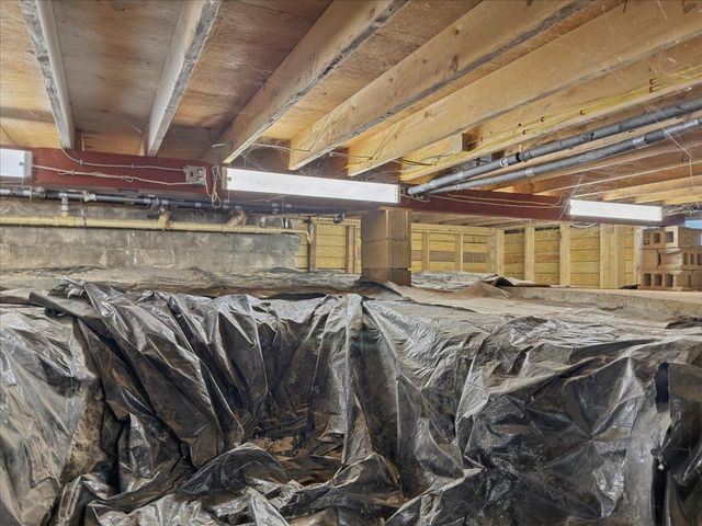 66 Huntley Road, Cambridge, VT 05444