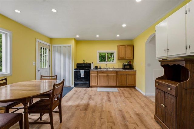 66 Huntley Road, Cambridge, VT 05444