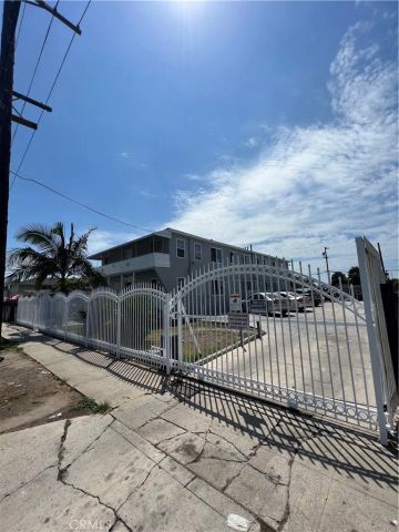 714 E 108th, Los Angeles, CA 90059