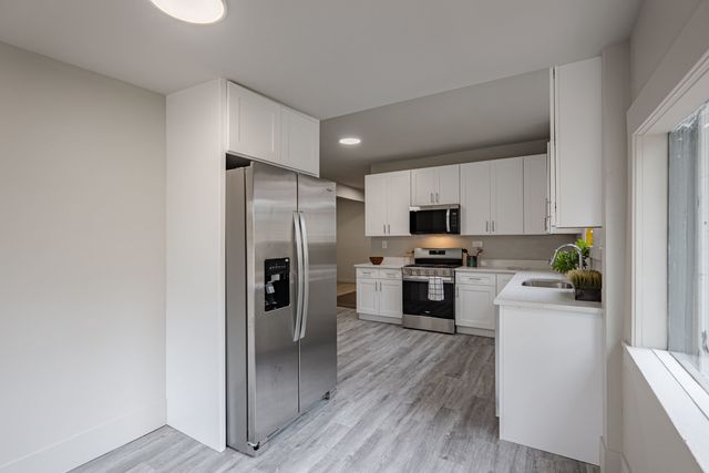 1218 N Parkside Avenue, Chicago, IL 60651