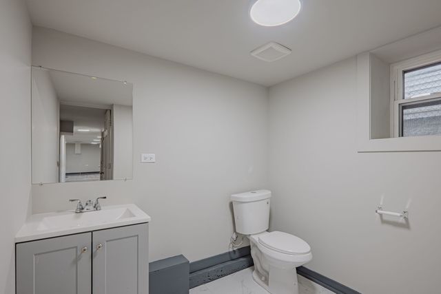 1218 N Parkside Avenue, Chicago, IL 60651