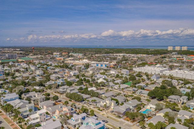 4459 Clipper Cove, Destin, FL 32541
