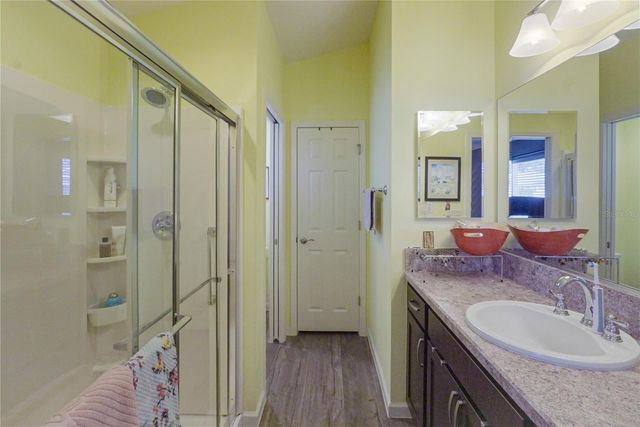 5600 MCCRAY AVENUE, The Villages, FL 32163