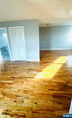 10 Tillinghast Street, Newark, NJ 07108