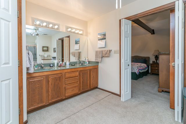 400 CEDAR LN, Columbia, MO 65201