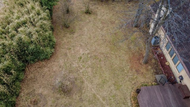 400 CEDAR LN, Columbia, MO 65201