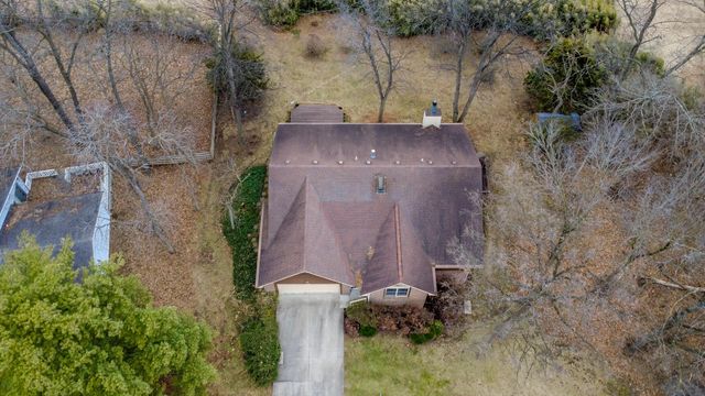 400 CEDAR LN, Columbia, MO 65201