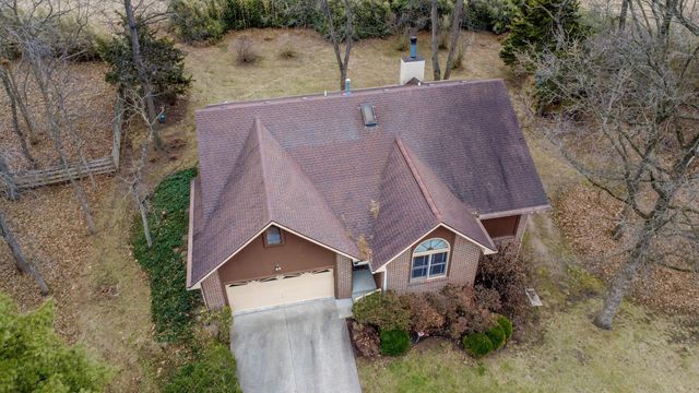 400 CEDAR LN, Columbia, MO 65201