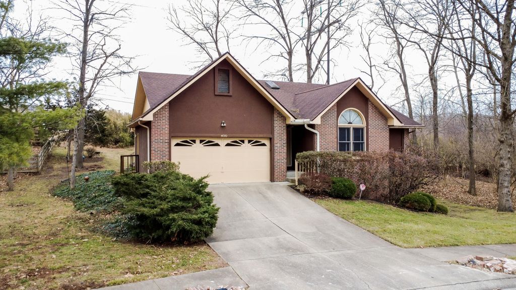 400 CEDAR LN, Columbia, MO 65201