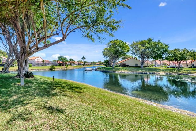 66 Centennial Court, Deerfield Beach, FL 33442