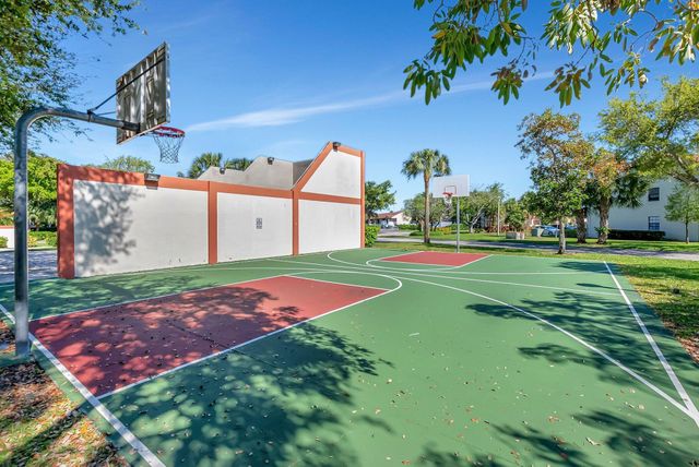 66 Centennial Court, Deerfield Beach, FL 33442