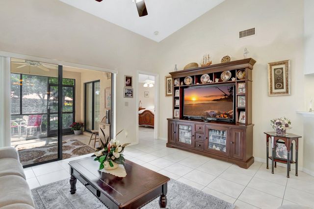 66 Centennial Court, Deerfield Beach, FL 33442