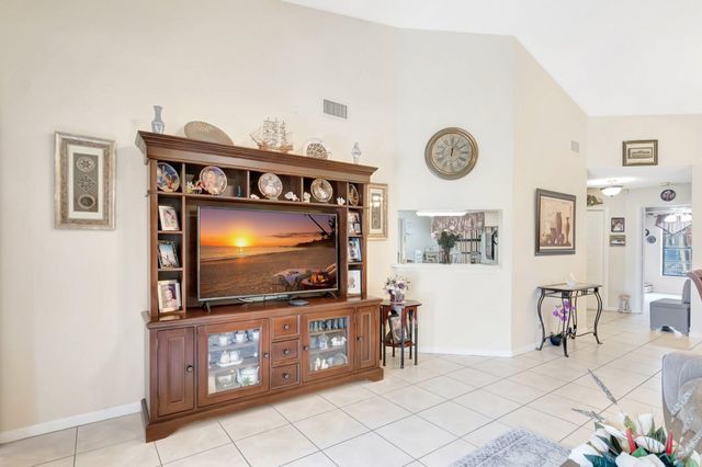66 Centennial Court, Deerfield Beach, FL 33442