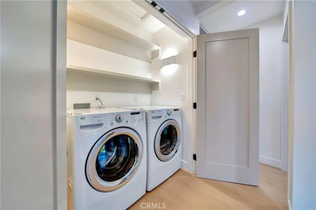 7401 Dempsey Ave, Van Nuys, CA 91406