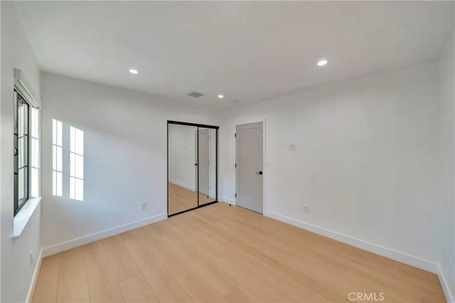 7401 Dempsey Ave, Van Nuys, CA 91406