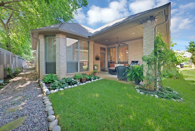 1932 Channing Park Drive, Arlington, TX 76013