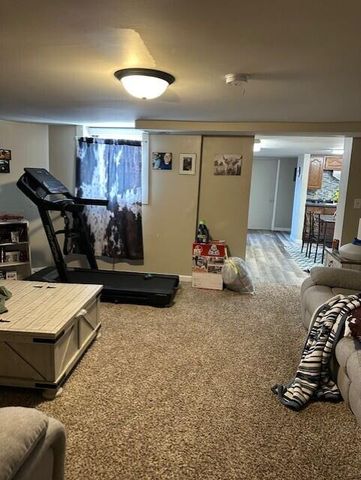 615 WILLOW Avenue, Council Bluffs, IA 51501