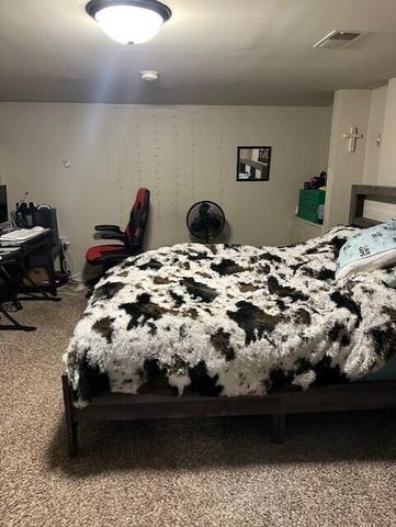 615 WILLOW Avenue, Council Bluffs, IA 51501