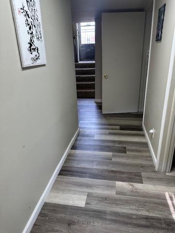 615 WILLOW Avenue, Council Bluffs, IA 51501