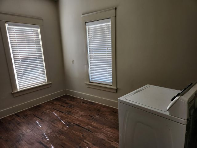 615 WILLOW Avenue, Council Bluffs, IA 51501