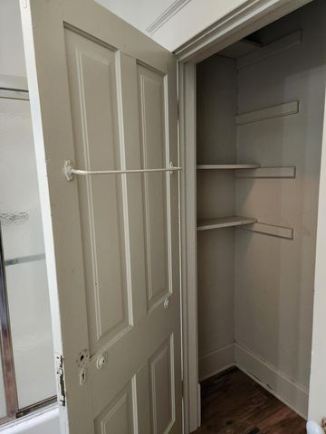 615 WILLOW Avenue, Council Bluffs, IA 51501