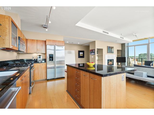 1221 Sw 10TH Ave 1501, Portland, OR 97205