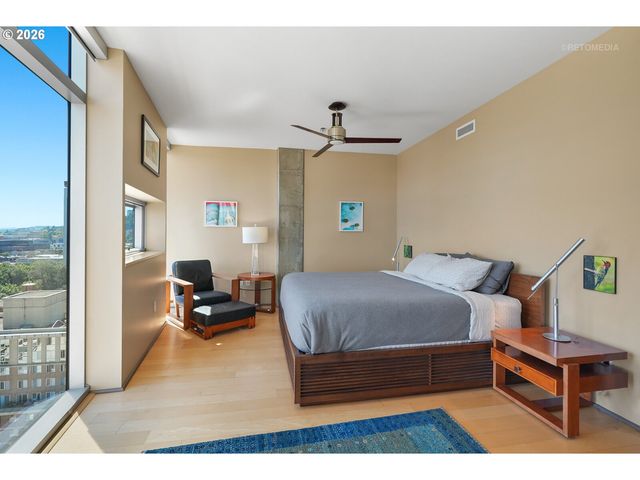 1221 Sw 10TH Ave 1501, Portland, OR 97205