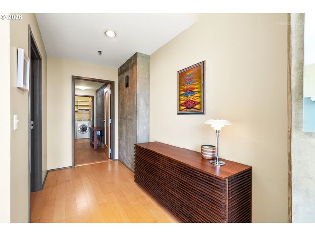 1221 Sw 10TH Ave 1501, Portland, OR 97205