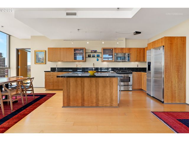 1221 Sw 10TH Ave 1501, Portland, OR 97205