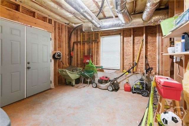 1030 Spring Lake Drive, Bishop, GA 30621