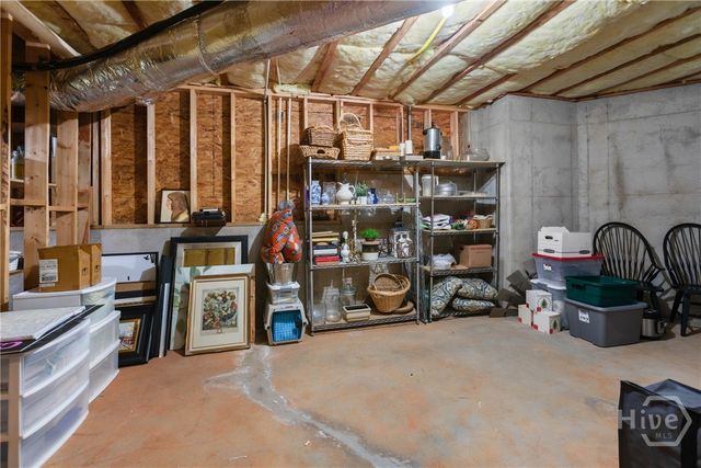 1030 Spring Lake Drive, Bishop, GA 30621