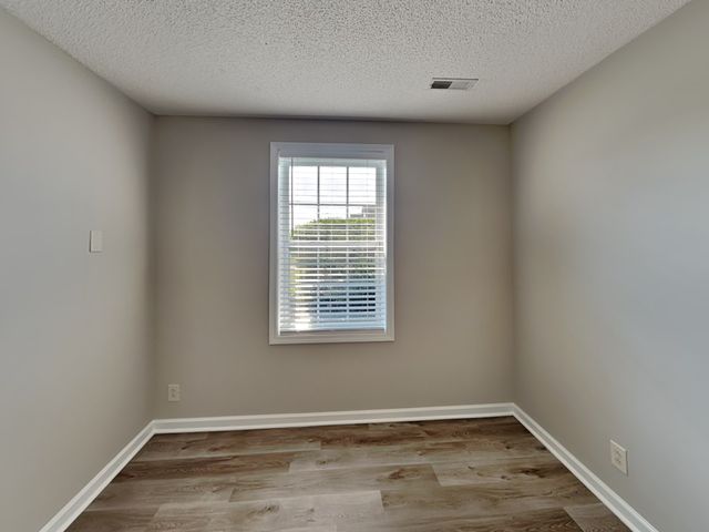 3411 Bradfield Dr, Clarksville, TN 37042