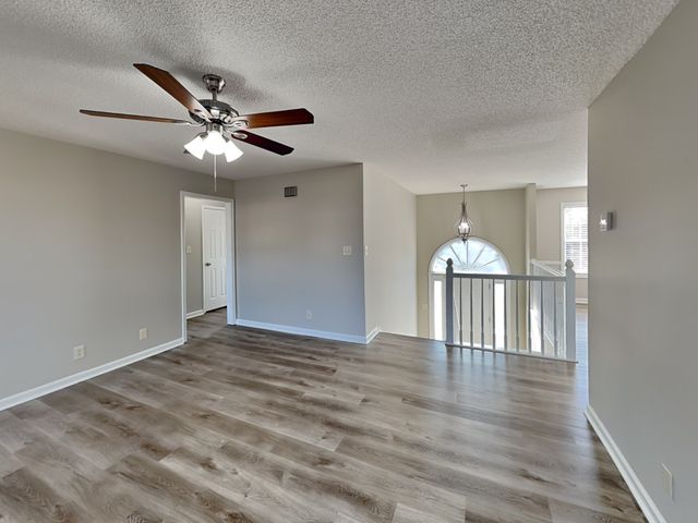 3411 Bradfield Dr, Clarksville, TN 37042