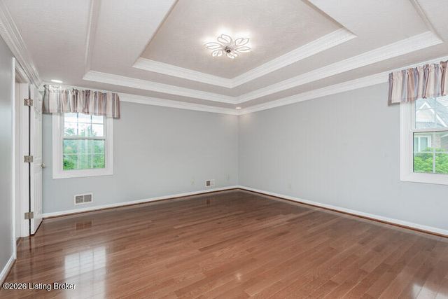 10305 Old Altar Ct, Louisville, KY 40291