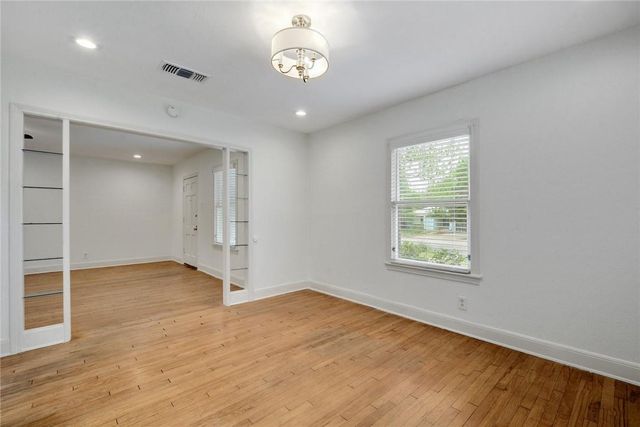 4909 Shoal Creek BLVD, Austin, TX 78756