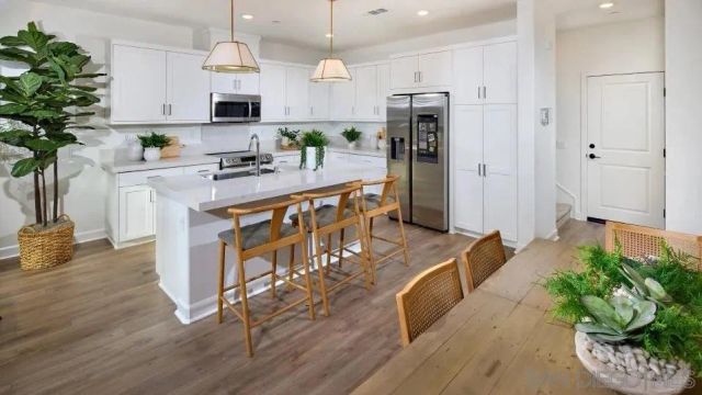 895 Jude Drive 3, Chula Vista, CA 91911
