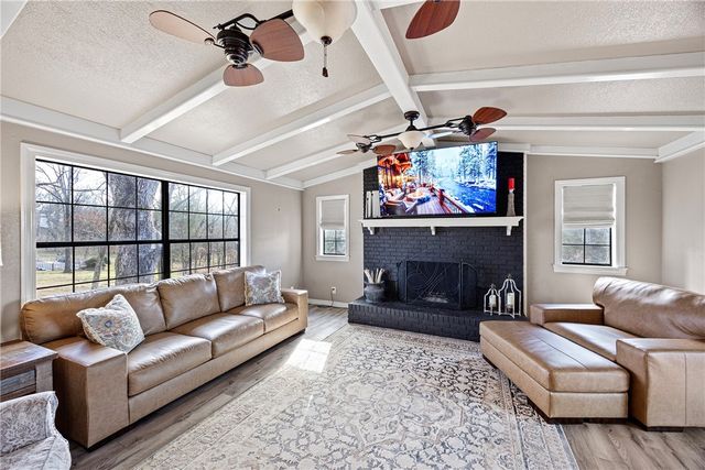 20 Rosemary Lane, Clarksville, AR 72830