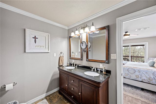 20 Rosemary Lane, Clarksville, AR 72830