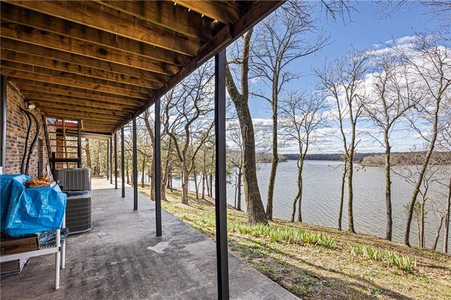 20 Rosemary Lane, Clarksville, AR 72830