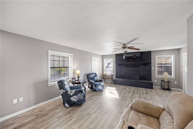 20 Rosemary Lane, Clarksville, AR 72830