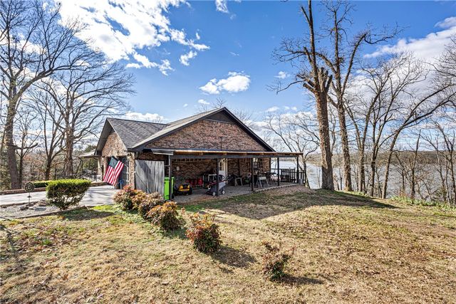 20 Rosemary Lane, Clarksville, AR 72830