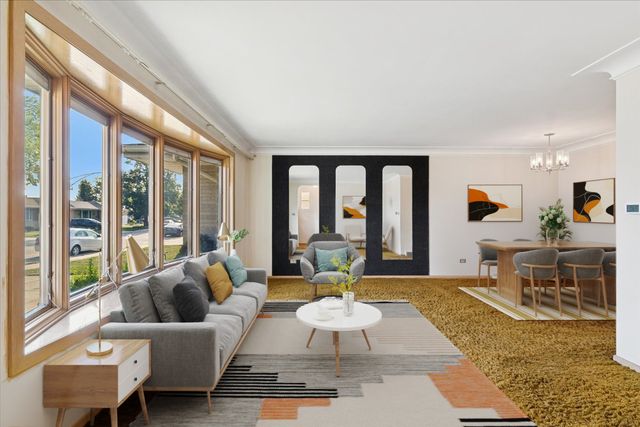 4456 N Forestview Avenue, Chicago, IL 60656