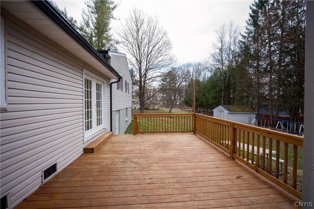 129 Knoll Wood Circle, Western, NY 13303