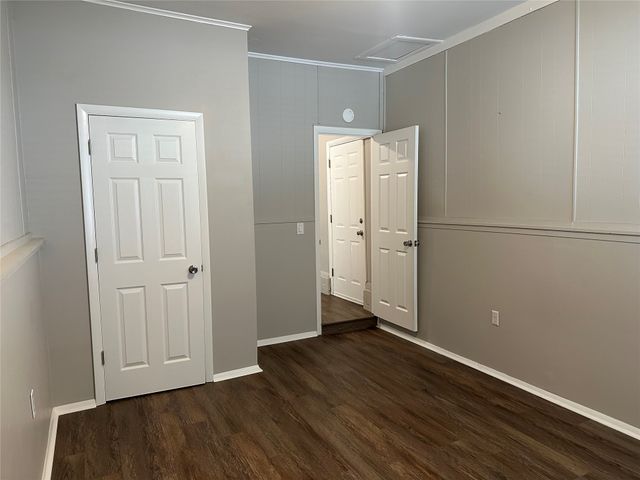 4542 S 23rd West Avenue, Tulsa, OK 74107